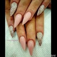 Mary’s Glitzy Nails & Beauty