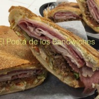 El Poeta de los Sandwiches