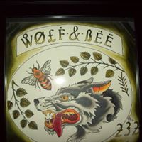 WOLF & BEE Tattoo