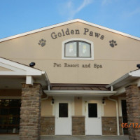 Golden Paws Pet Resort & Spa