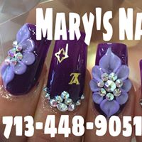 Mary’s Nails and Beauty Salón.