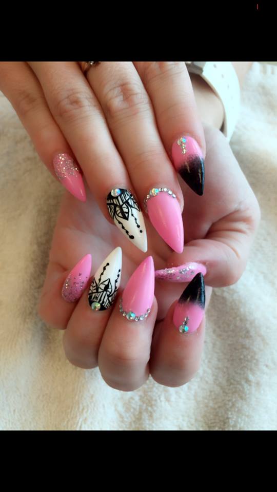 Tila Nails