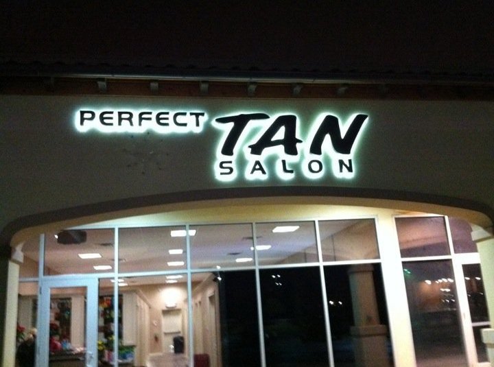 Perfect Tan Salon – Western Location