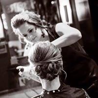 Kaila Lundstrom – Hair Stylist At Tangerine Hair Salon