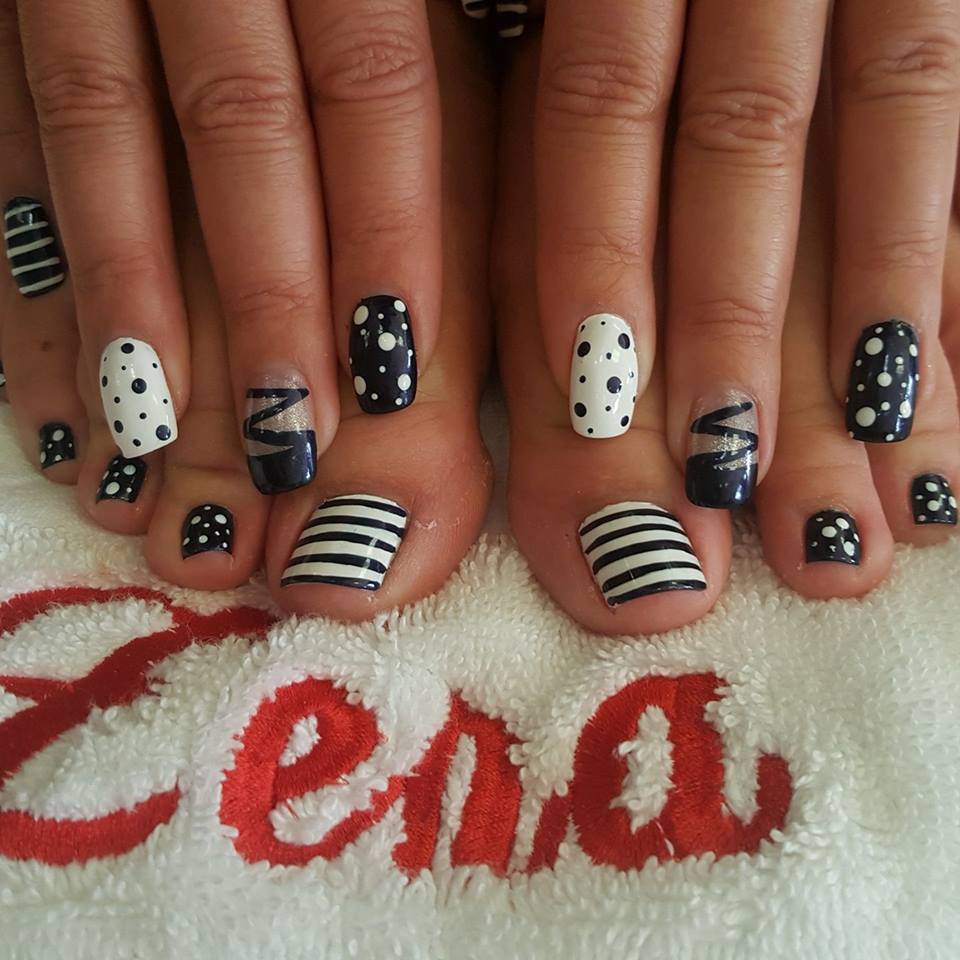 Zena Nails