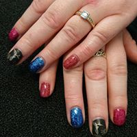 Glitter Artzi nail salon