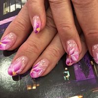 BINNY NAILS SALON