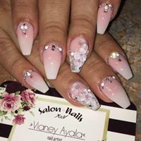 Vianey’s Nails